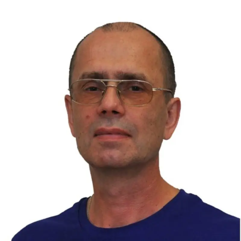 Олег Коршунов