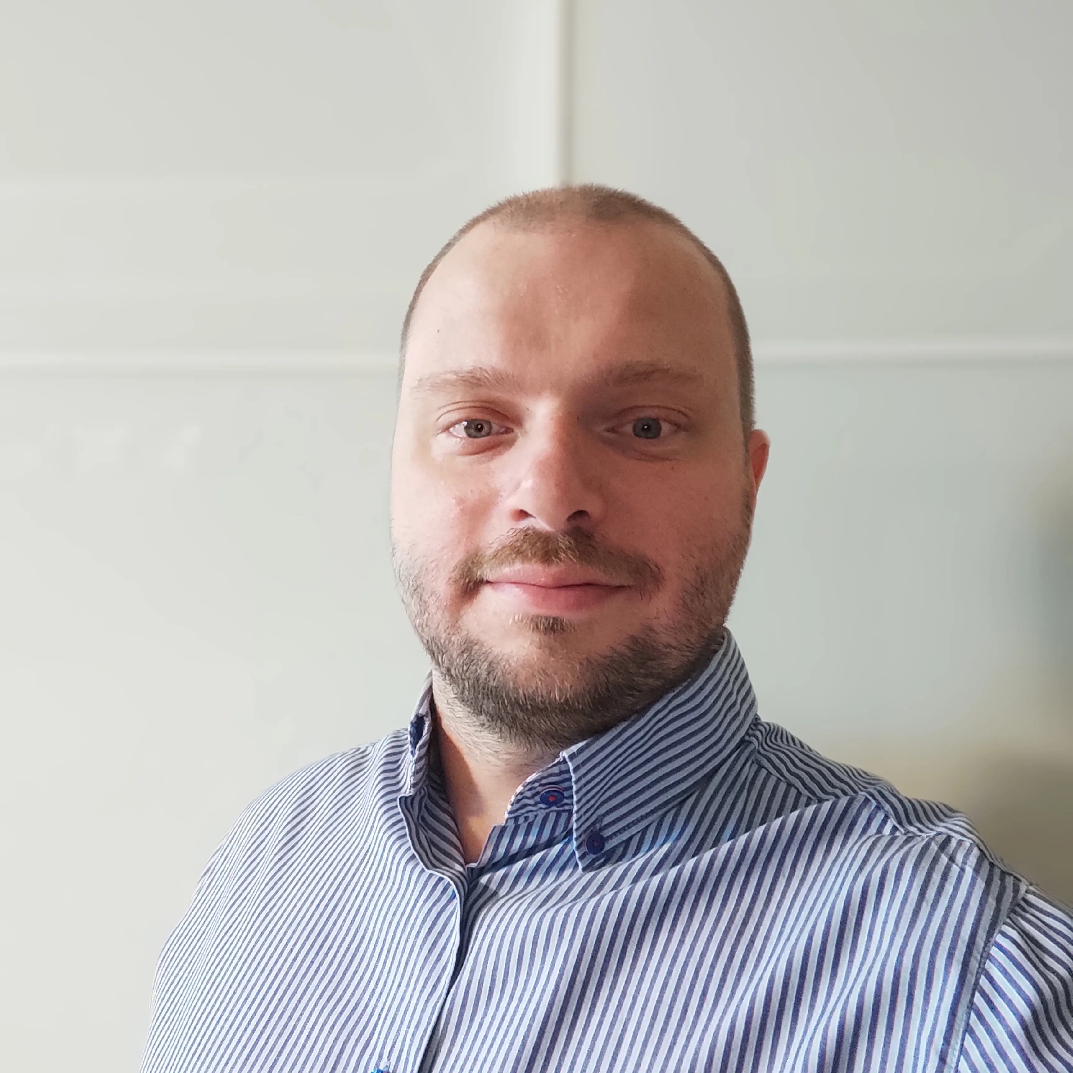 Александр Тонин