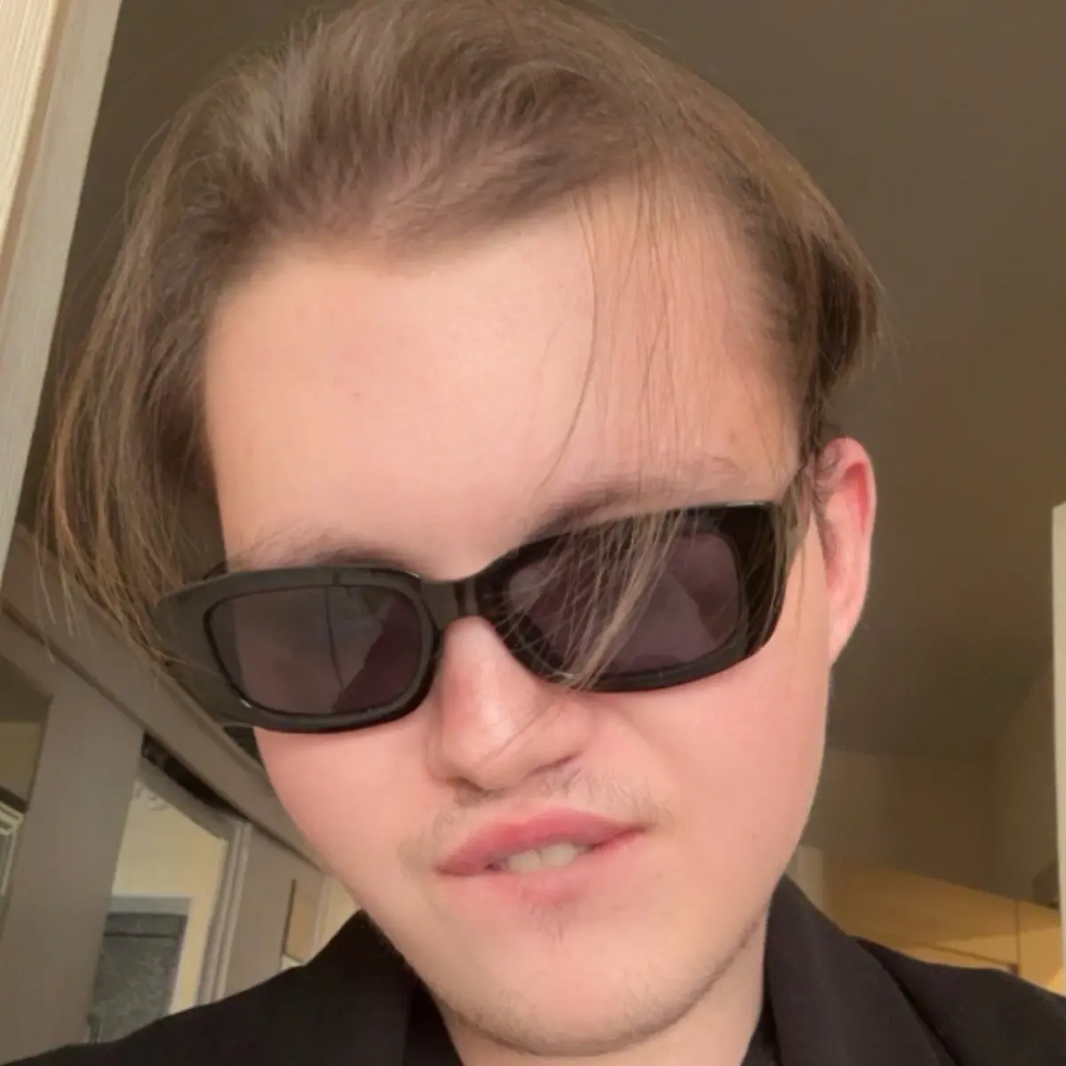 Павел Нелюбин