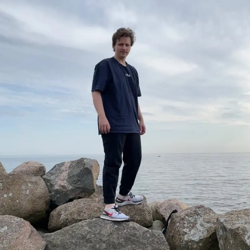 Антон Архипов