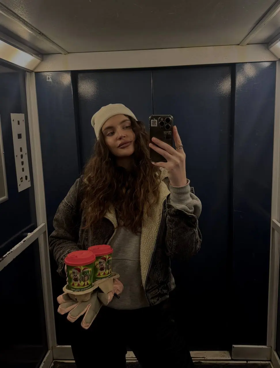 У меня случилось очень много работы🙆🏽‍♀️
Я очень жду того момента, когда я все разгребу, автоматизирую и все будет работать слаженно и спокойно без моей включенности 25/8🫠
Ну а пока что так, с утра до... | Сетка — социальная сеть от hh.ru