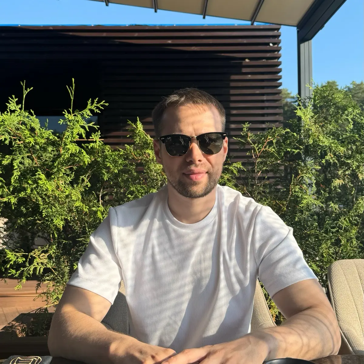 Антон Сушников