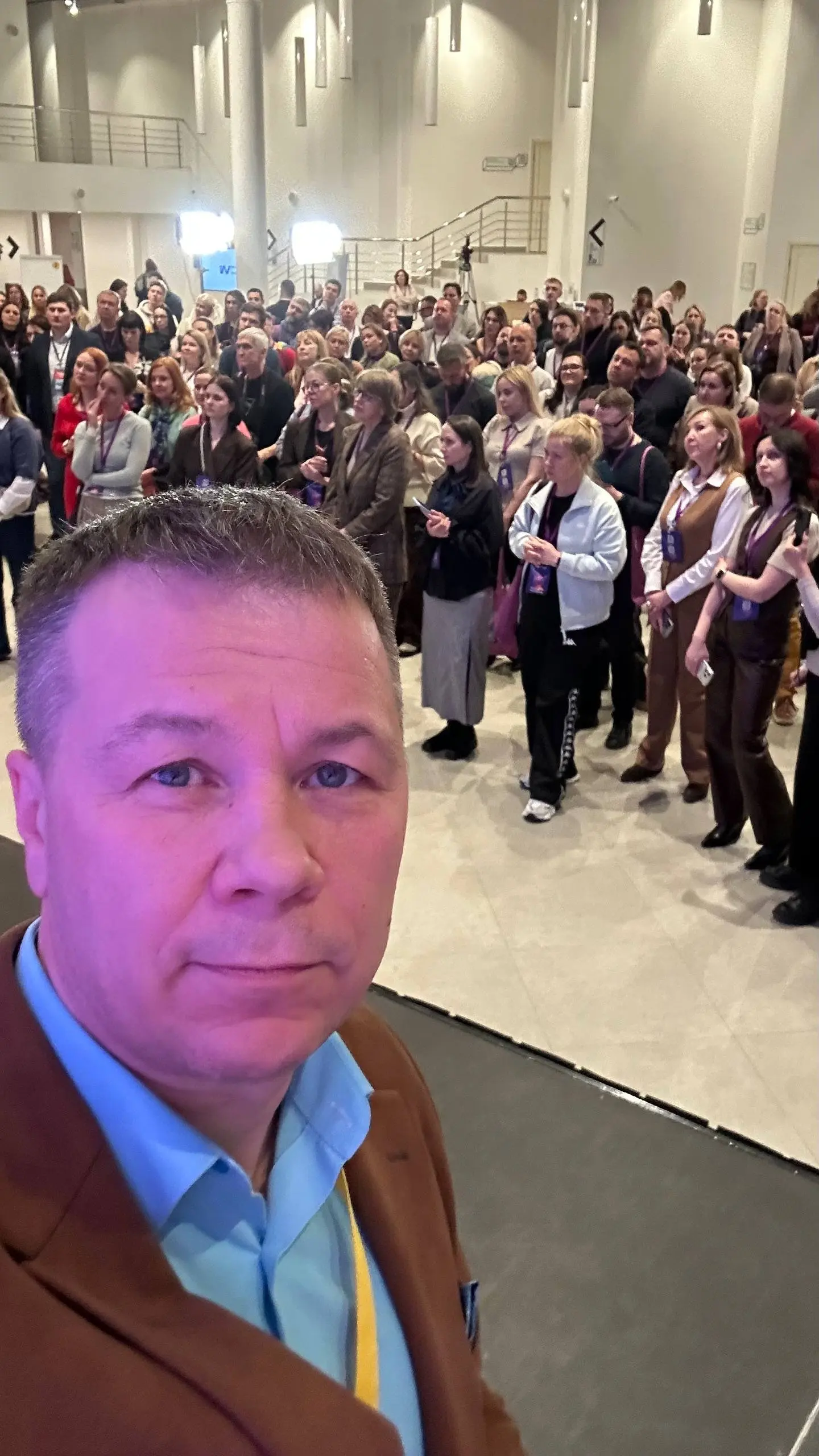 Мои ограничения.
Интересное наблюдение.Я очень люблю бегать утром.Бегаю в любое время года уже 8 лет.
Прошлую неделю я был в Екатеринбурге, погода -28 и -30 | Сетка — социальная сеть от hh.ru