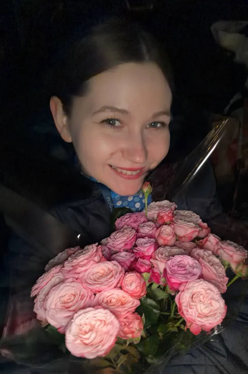 Уважаемое планирование, можно мне эстафеты в Дубай почаще, меня оттуда встречают, как дочь влиятельного арабского шейха 🌚💖 | Сетка — социальная сеть от hh.ru