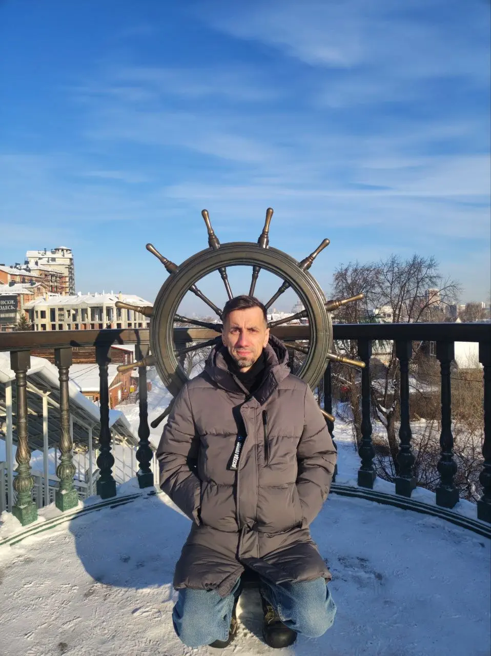 В Тюмени были стабильные минус тридцать. В такую погоду без шапки никак
~
За #monumentcap
иди в избу | Сетка — социальная сеть от hh.ru