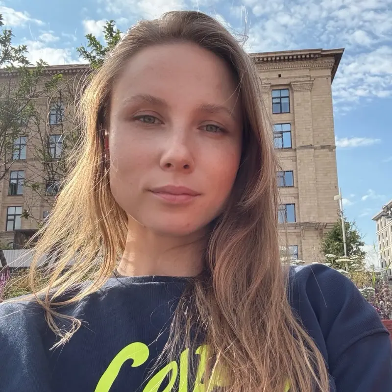 Анна Синельникова