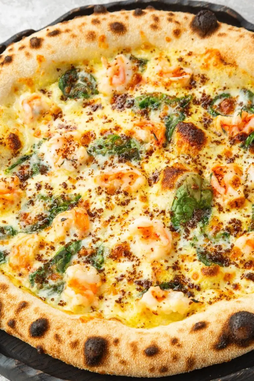 В NOK — сезонное обновление меню с перуанскими нотками. Команда ресторана решила добавить тепла в серые петербургские дни и ввела в блюда два ярких акцента: перцы Ахи Панка и Ахи Амарилло | Сетка — социальная сеть от hh.ru
