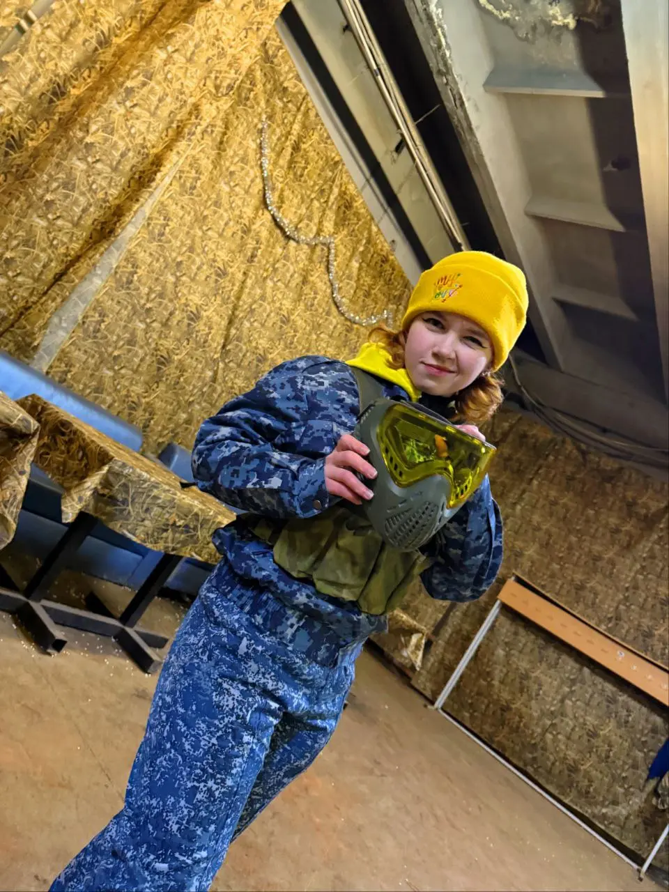 Я не ищу спокойствия. Я ищу скорость.
Сколько себя помню — меня тянуло в сторону актива и риска, мне всегда хотелось больше, чем у меня было | Сетка — социальная сеть от hh.ru