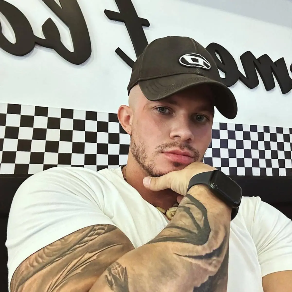 Игорь Агапов