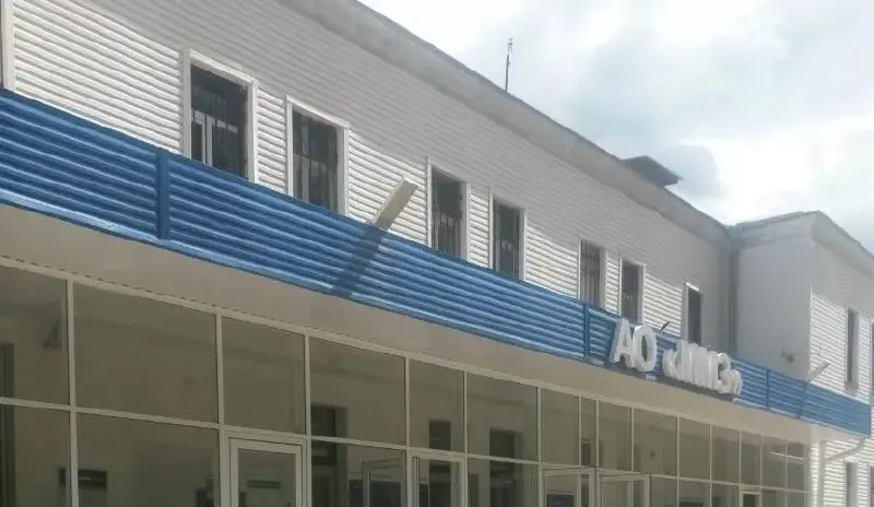 ⏺ Корпус #46 обанкротившегося Миасского машиностроительного завода (ММЗ, входит в Роскосмос) выставлен на торги
Начальная цена составляет более 2,6 млрд рублей | Сетка — социальная сеть от hh.ru