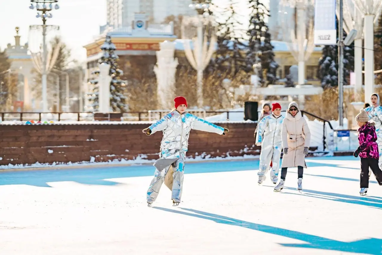 💪🏼 Утренняя зарядка на ВДНХ
27 января 12:00-13:00
Примите участие в утренней зарядке на льду | Сетка — социальная сеть от hh.ru