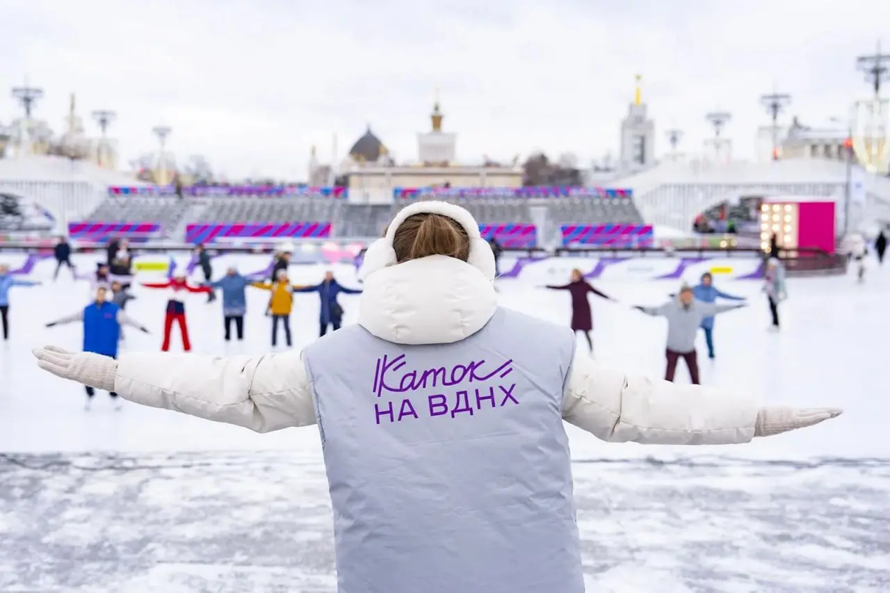 💪🏼 Утренняя зарядка на ВДНХ
27 января 12:00-13:00
Примите участие в утренней зарядке на льду | Сетка — социальная сеть от hh.ru