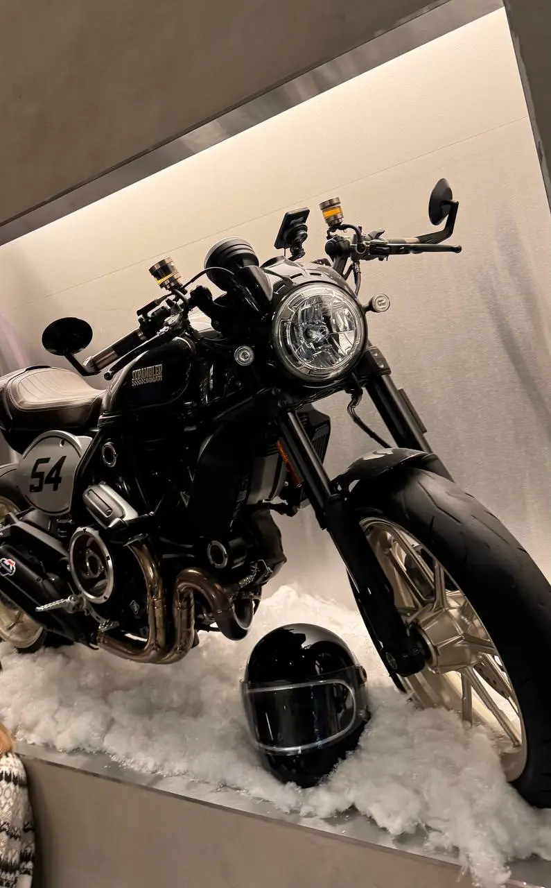 St. Riders coffee
м Марксисткая / Таганская
https://yandex.ru/maps/org/striderscoffee/34802799347?si=coffeezoro
Капучино 0 | Сетка — социальная сеть от hh.ru