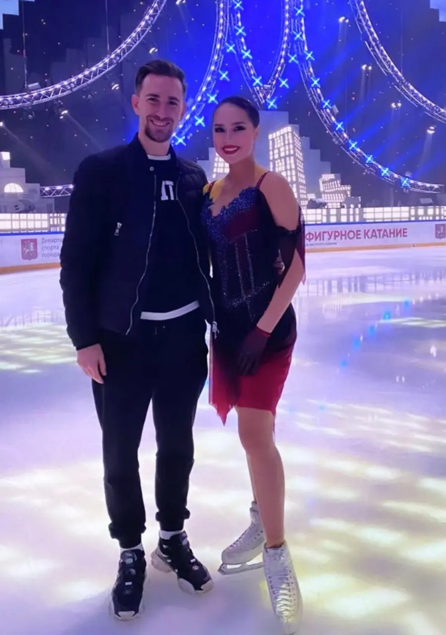 ⛸Бесплатные мастер-классы по фигурному катанию от Алины Загитовой и Даниила Глейхенгауза
🔹30 января в 14:00 — Алина Загитова
🔹31 января в 13:00 — Даниил Глейхенгауз
🔹1 февраля в 15:30 — Алина Загитова... | Сетка — социальная сеть от hh.ru