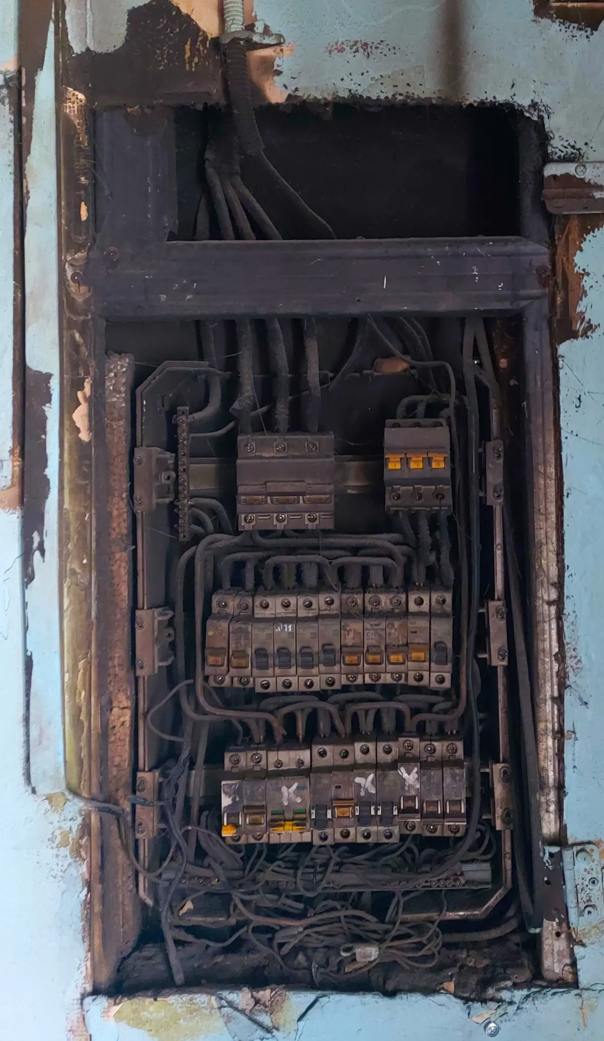 Почему нельзя устанавливать электрощиты в котельных | Сетка — социальная сеть от hh.ru