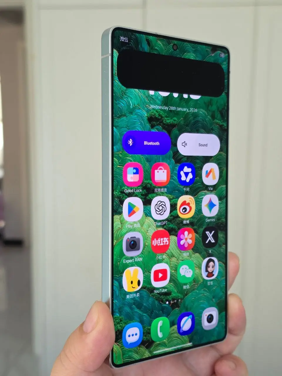 Что-то новенькое на рынке смартфонов за долгое время
Пока Apple продает нам один и тот же айфон уже десять лет (покупаю), Samsung показали новый режим приватности для своего нового флагмана
Когда смот... | Сетка — социальная сеть от hh.ru