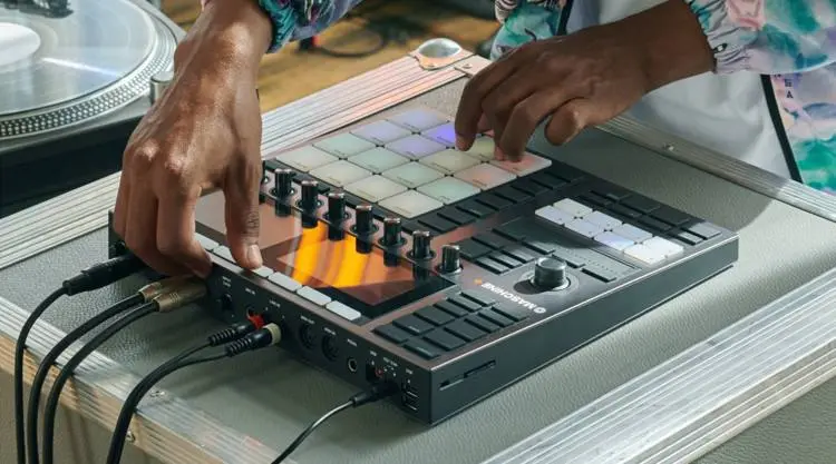 Native Instruments в preliminary insolvency.
Вчера ещё гигант с имперскими замашками: Kontakt, Komplete, Maschine, iZotope, Plugin Alliance, Brainworx — целая империя | Сетка — социальная сеть от hh.ru