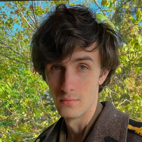 Антон Васильев