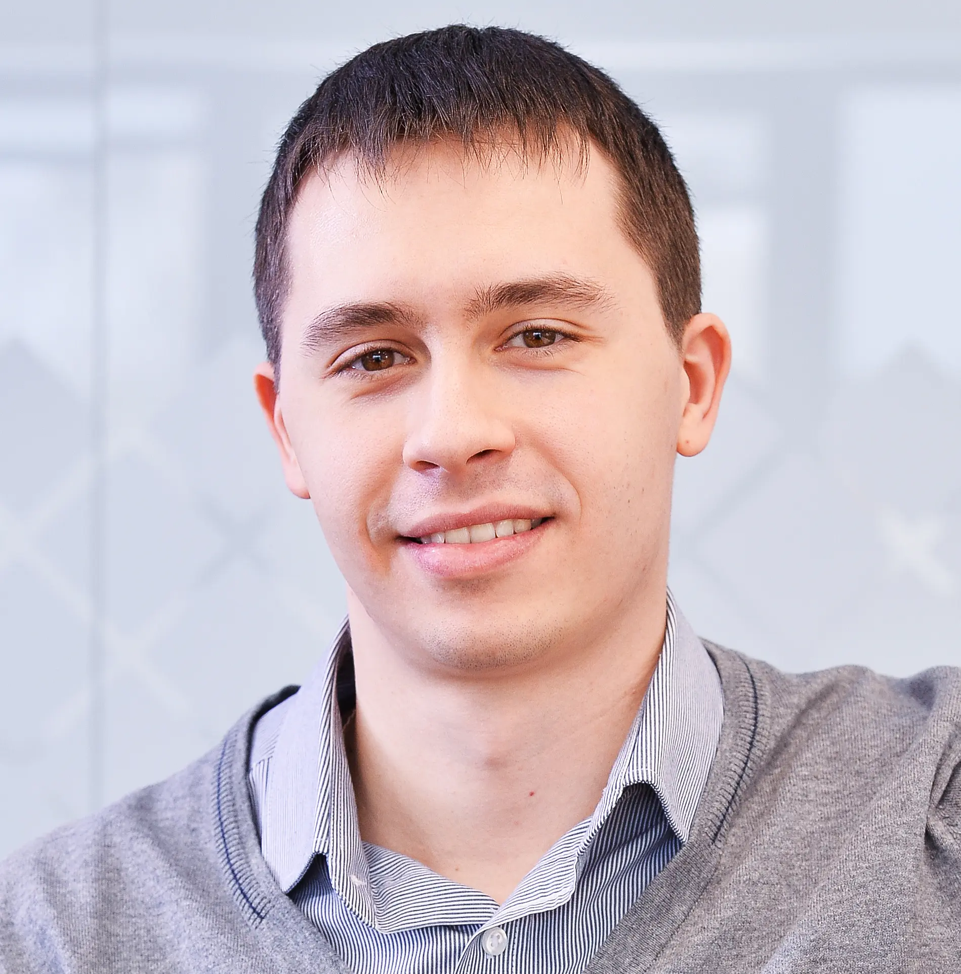Александр Савельев