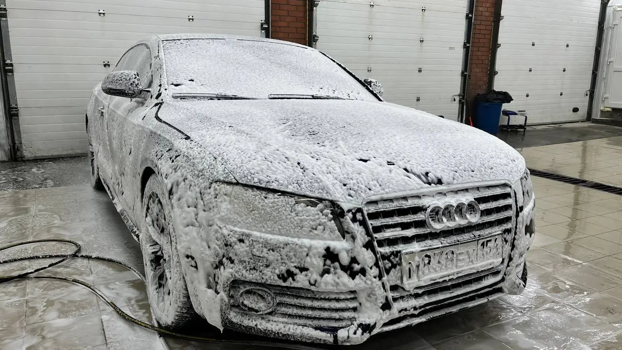 Защита и уход за автомобилем: инвестиция в долговечность и внешний вид
Ваш автомобиль — не просто средство передвижения, а значимая инвестиция | Сетка — социальная сеть от hh.ru