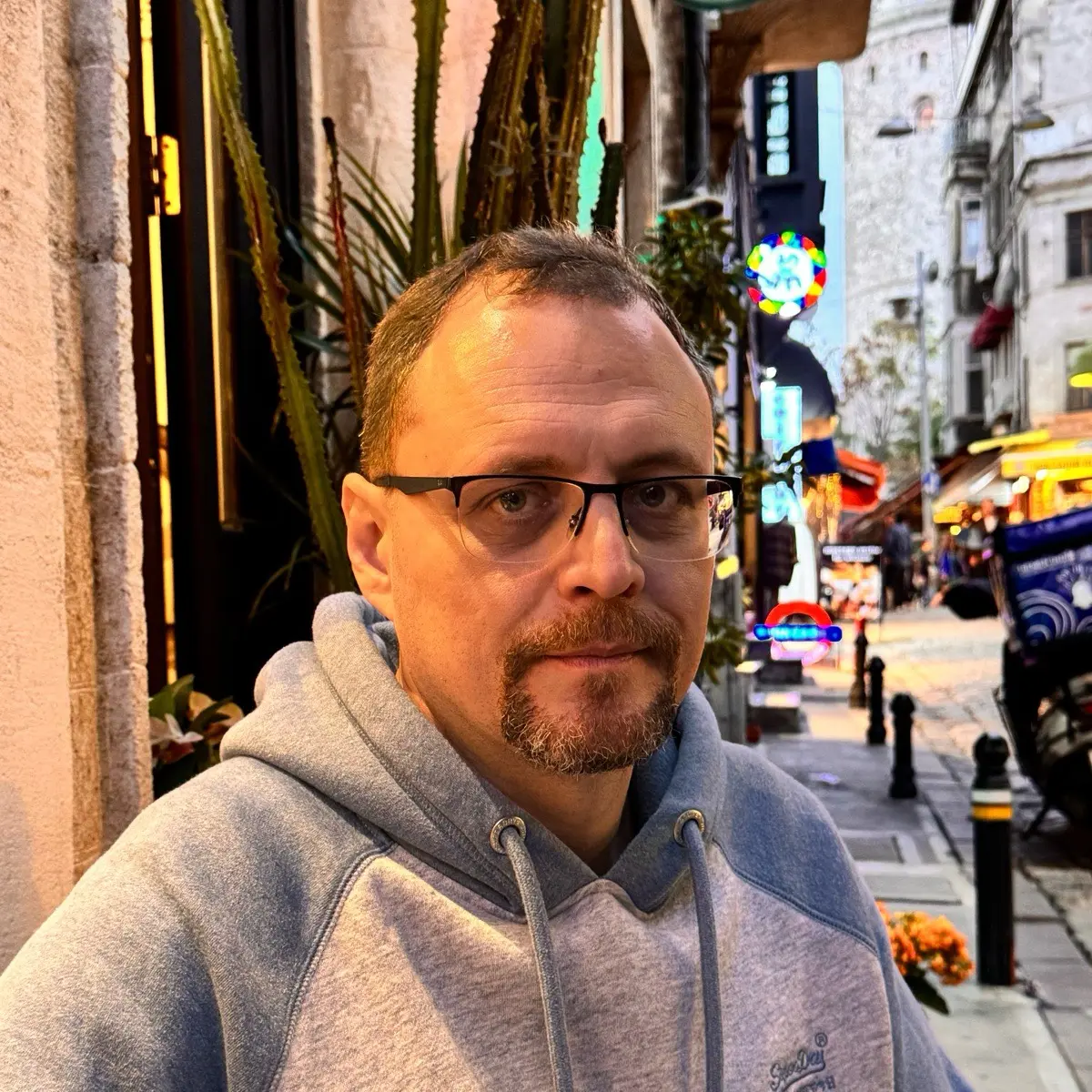 Network member avatar