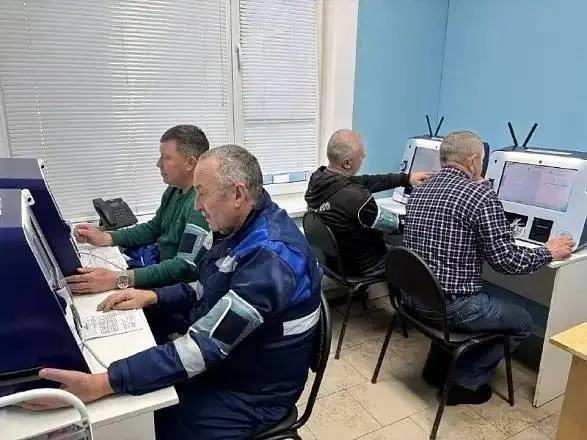Цифровой формат в медосмотре водителей ГК "Росводоканал"
👍На предприятиях группы компаний внедряется электронная система медосмотров, которая упрощает контроль водителей | Сетка — социальная сеть от hh.ru