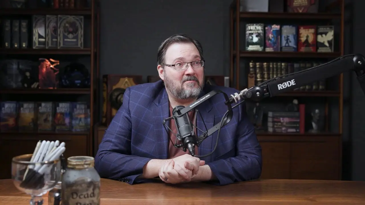 🆕 Apple приобрела права на фэнтезийный мир Брэндона Сандерсона: «Рожденный туманом» и «Архив Буресвета» станут фильмами и сериалами
Apple заключила беспрецедентную сделку с писателем Брэндоном Сандерс... | Сетка — социальная сеть от hh.ru