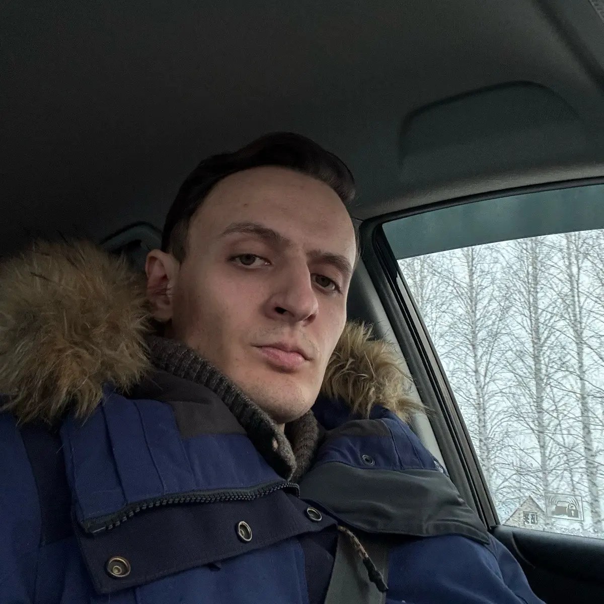 Антон Гребенник