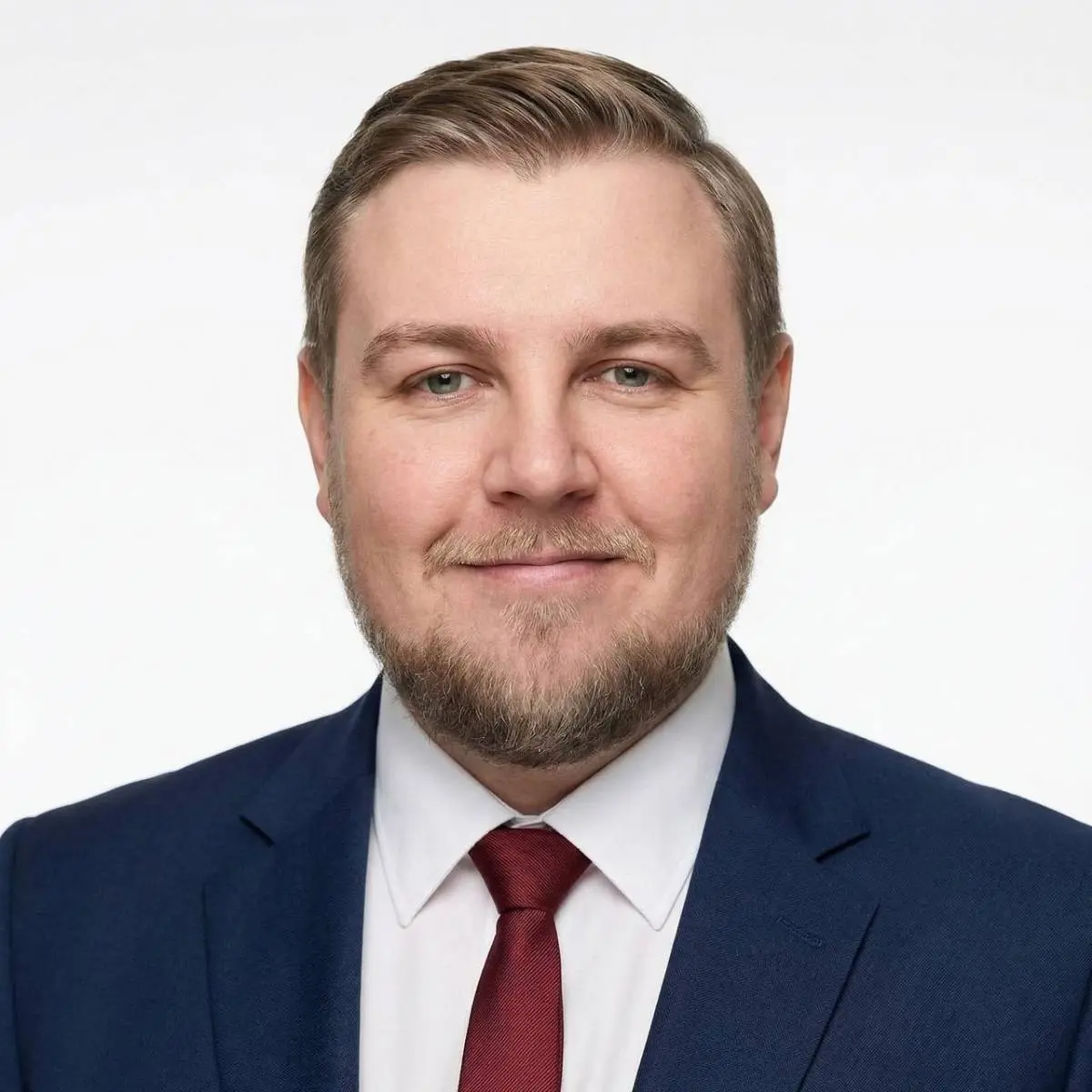 Илья Степанов