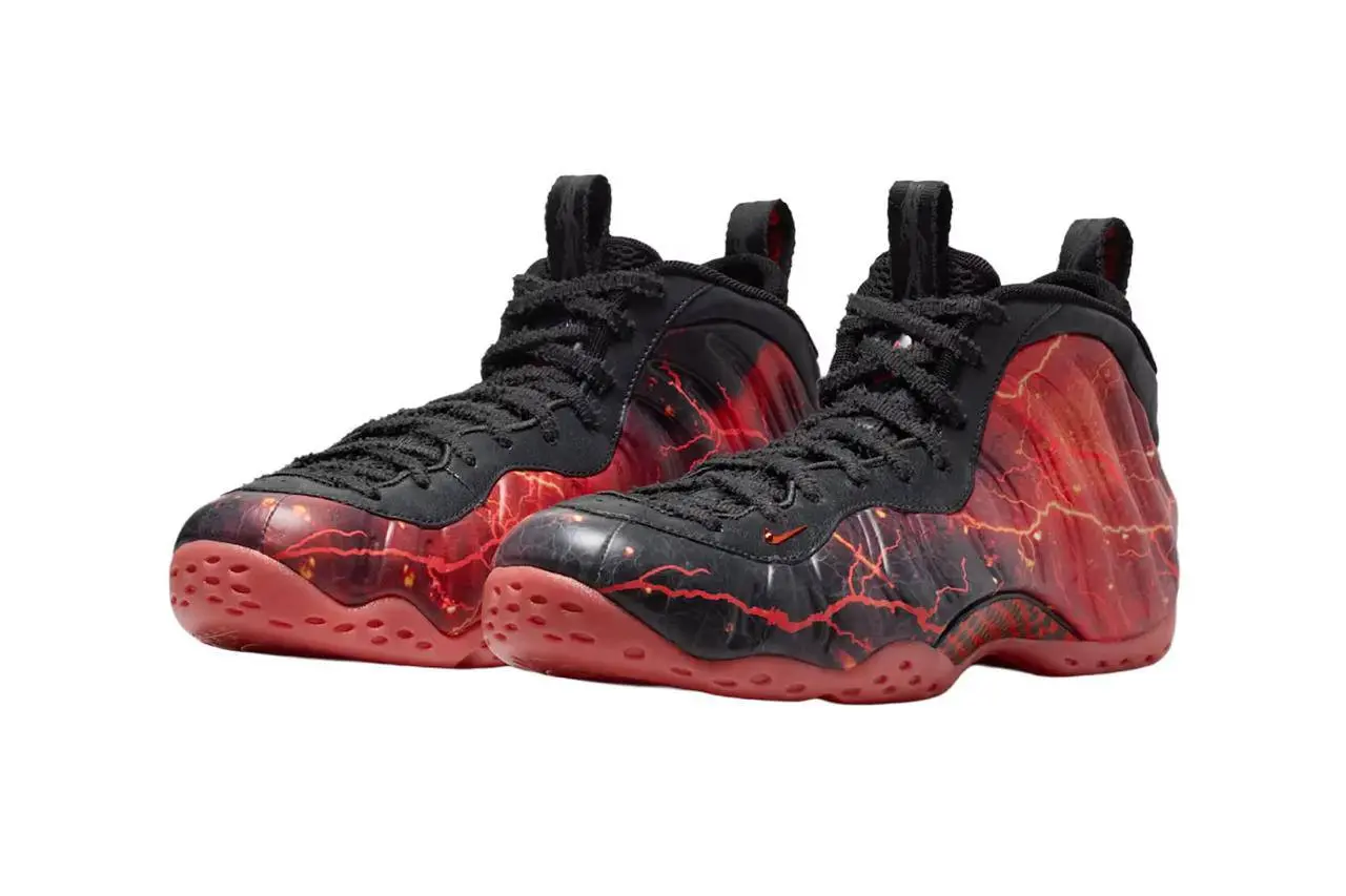 ✔️ Nike Air Foamposite One x «Очень странные дела» в расцветке Изнанки из сериала.
Продажи начнутся 13 февраля по 250 долларов — 19 тысяч рублей.
Берем? 😍 | Сетка — социальная сеть от hh.ru