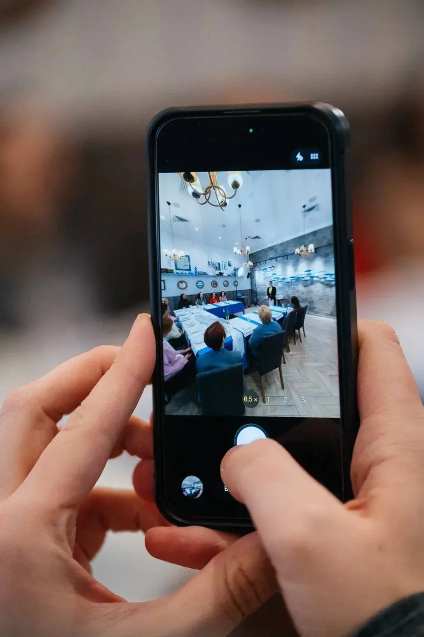 Выходные выдались насыщенными!
Кадры субботнего мастер-класса по столовому этикету. Удивительно теплая собралась компания💙🙏🏻 | Сетка — социальная сеть от hh.ru