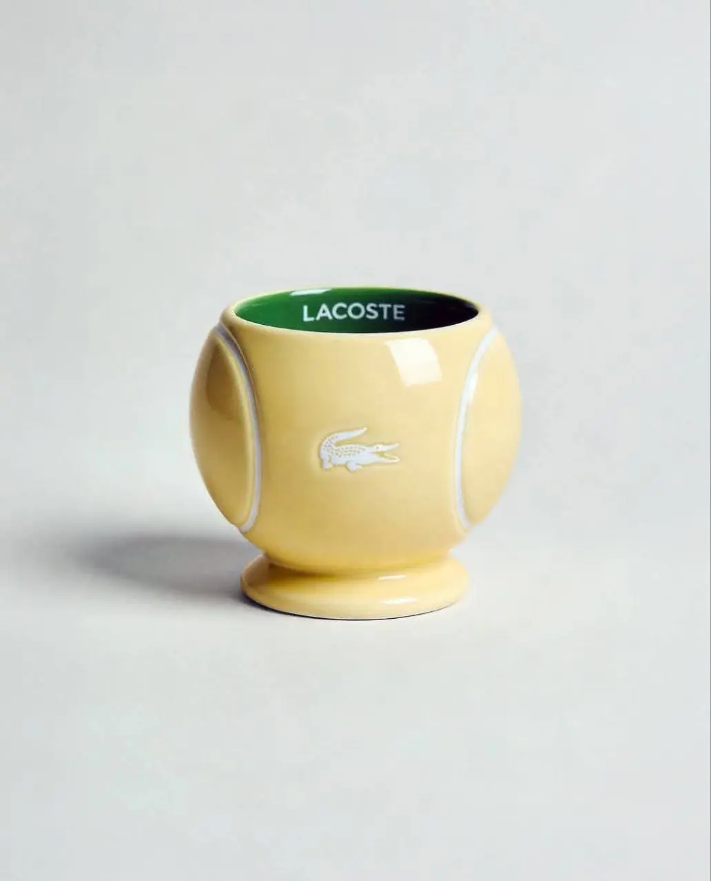 Такое наша редакция уважает
#морнингбл
Концепт Emanuele Jane Morelli для коллаба Lacoste и Bialetti
😊 Кртбл —познавательно о брендинге
В этом посте были ссылки, но мы их удалили по правилам Сетки | Сетка — социальная сеть от hh.ru