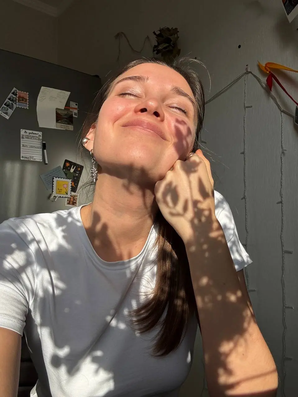 Hey, guuuys!
Вышло солнышко, и я вышла тоже к вам сюда ☀️ I swear, there’s nothing more energising than the sun!
Итак, половина уроков проведена, и вот фразочки, которые спросили мои ученики, и вам, д... | Сетка — социальная сеть от hh.ru