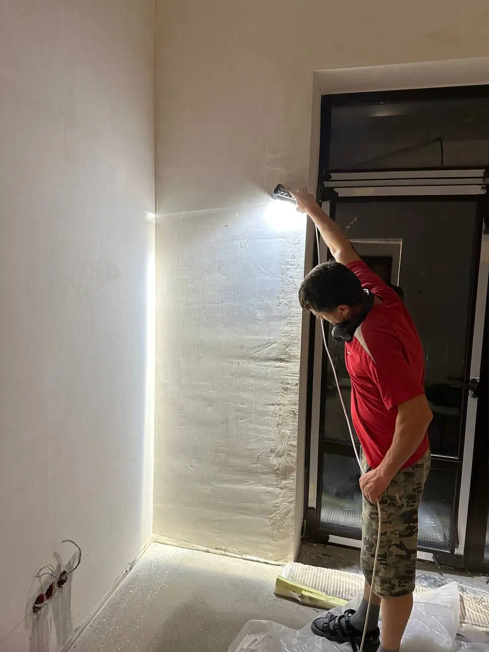 🧱 Как подготовить стены перед нанесением декоративной штукатурки?
Правильная подготовка 50% успеха декоративного покрытия ✨
И требования к стенам зависят от выбранной фактуры | Сетка — социальная сеть от hh.ru