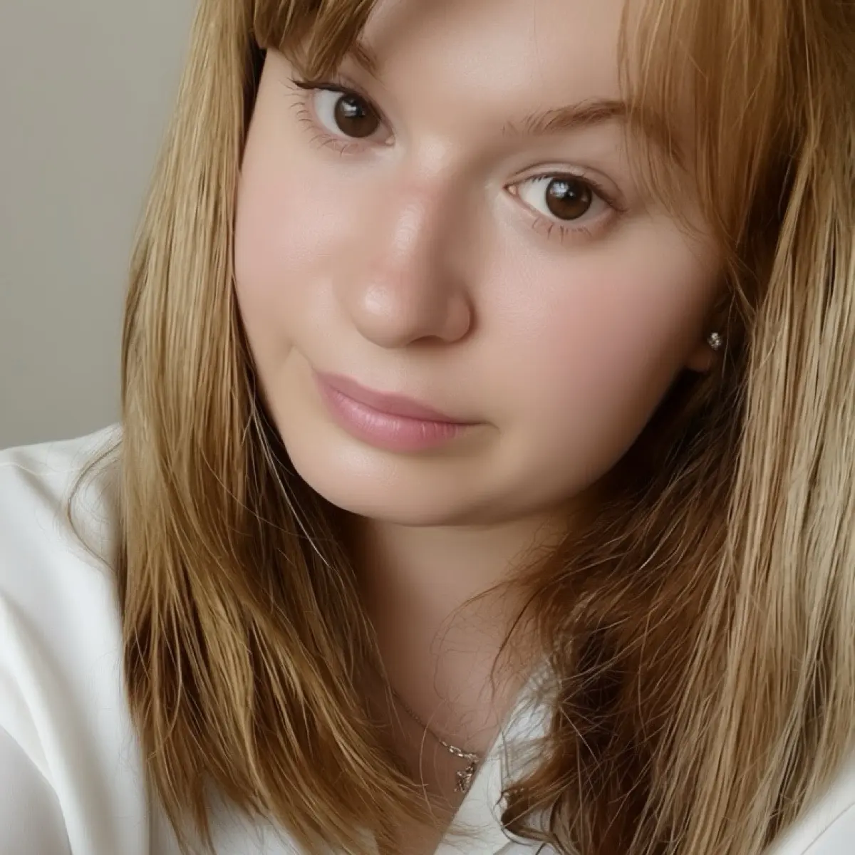 Alina Jalalova | Сетка — социальная сеть от hh.ru