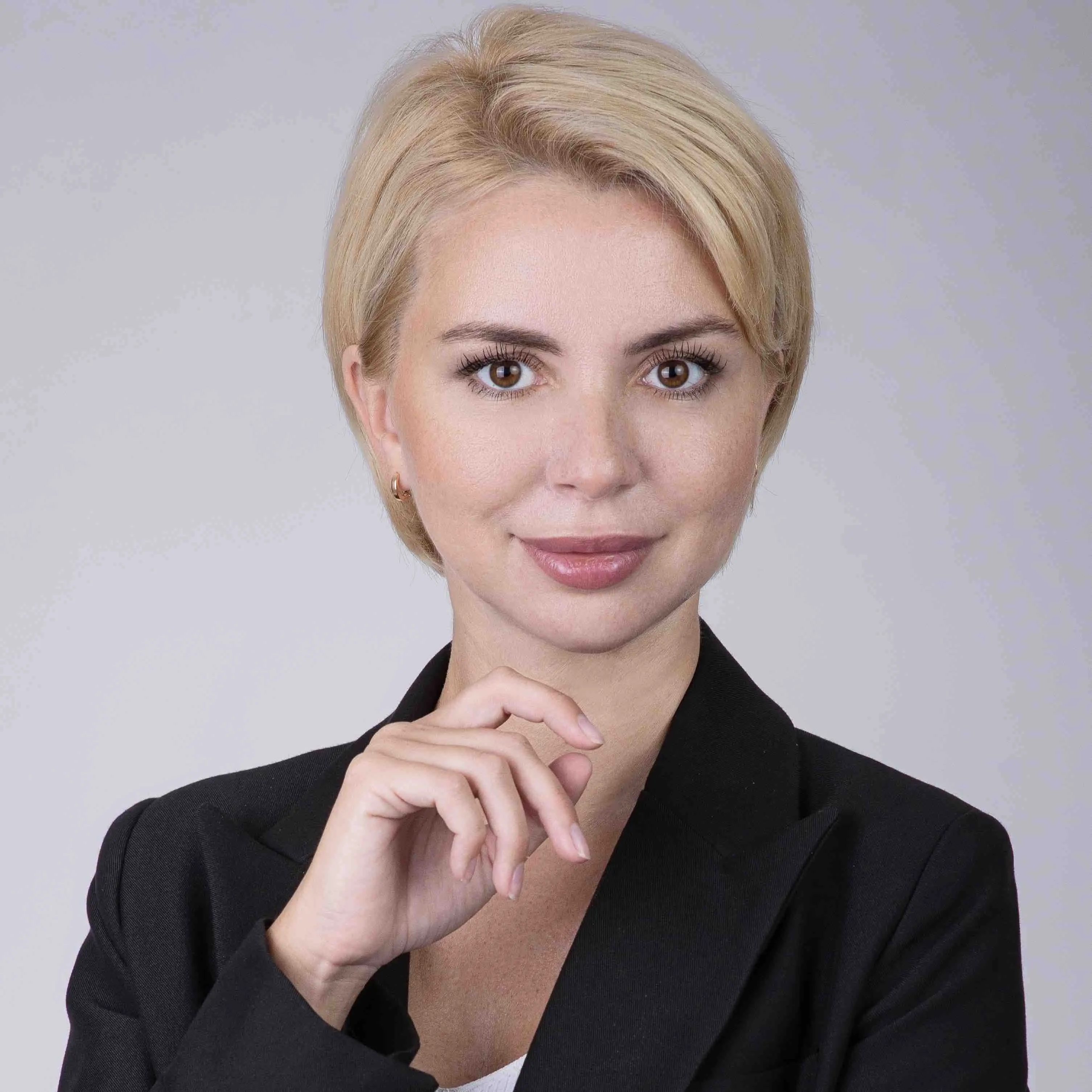 Анна Елина