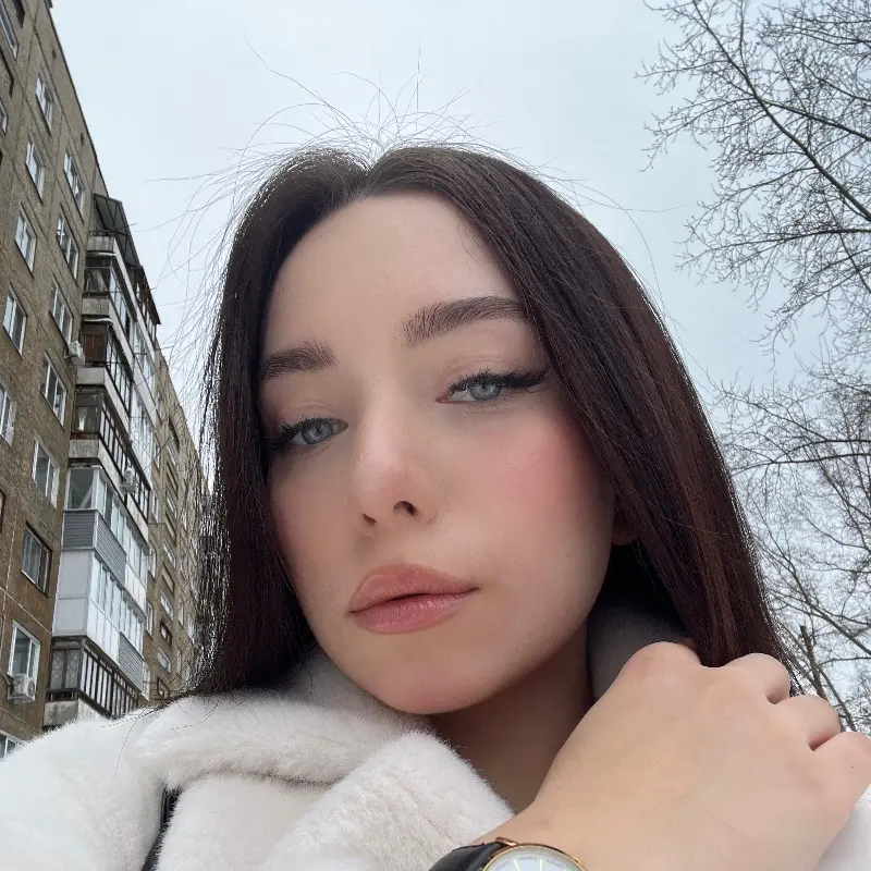 Анна Богомолова