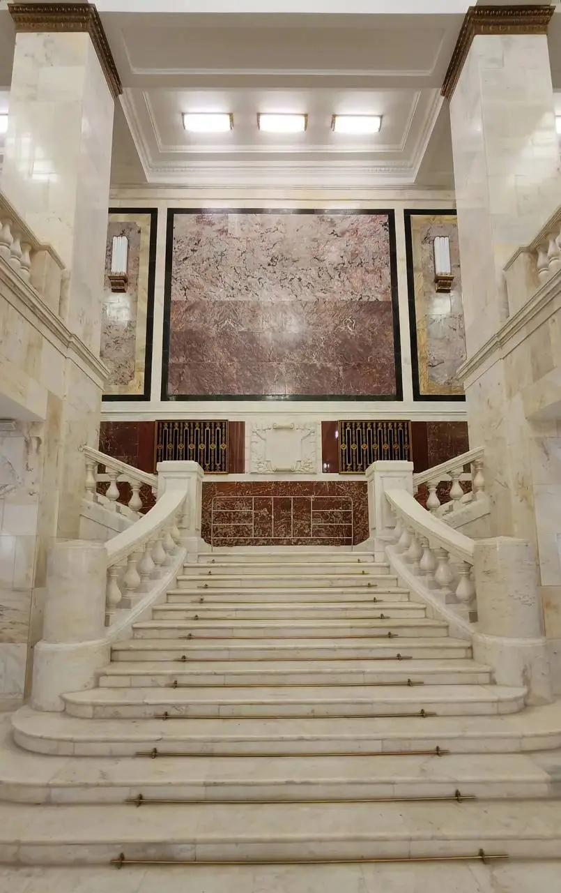 🏛День открытых дверей в главном здании МГУ
8 февраля с 10:00
Сможете пообщаться с представителями факультетов, узнаете всё об истории и жизни Московского университета
▫️Вход свободный
📍Ленинские горы ... | Сетка — социальная сеть от hh.ru