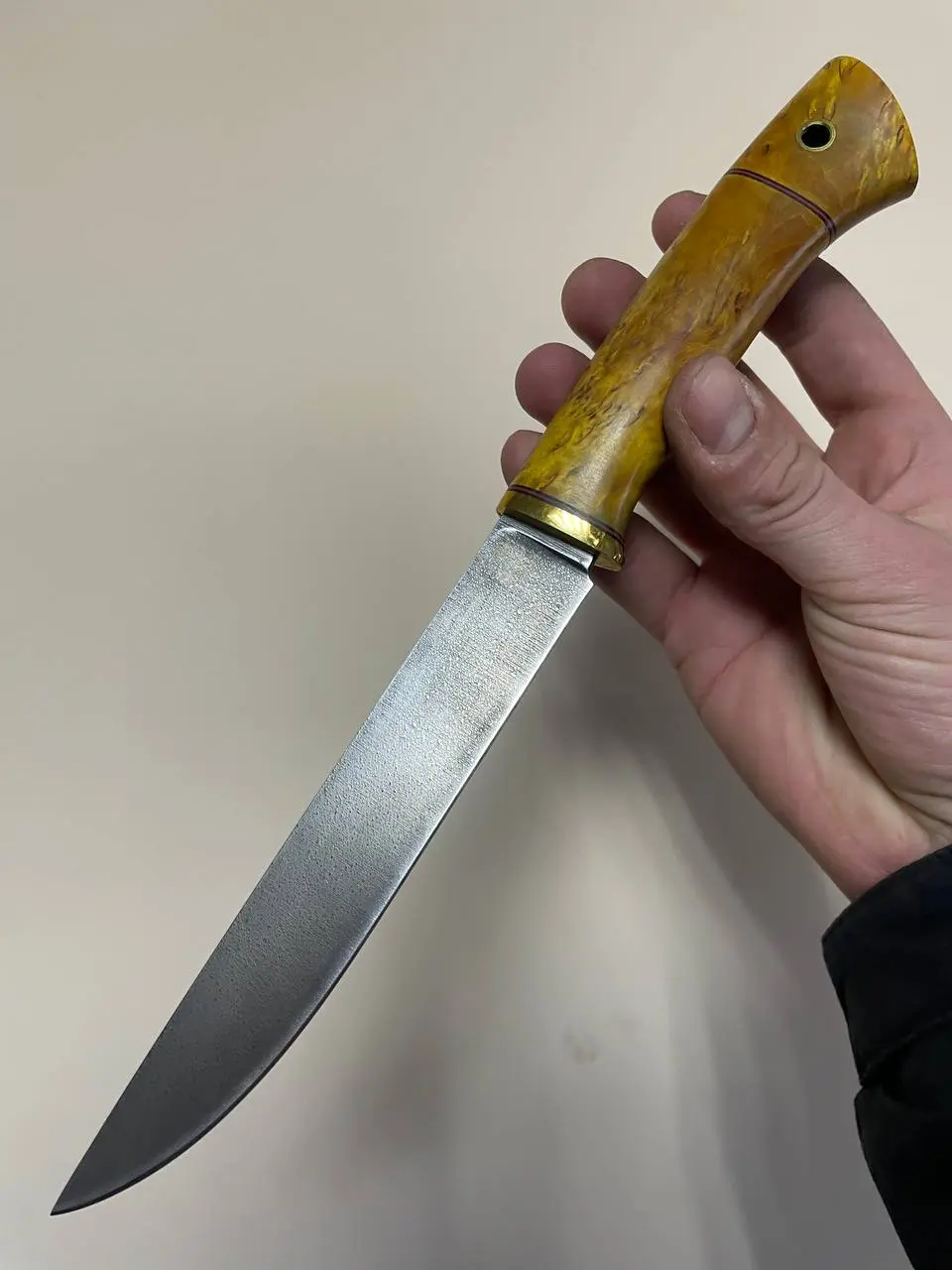 В продаже нож из кованой дамасской стали
В пакете ШХ-15,У-10
Твердость:62HRC
На рукояти береста и стабилизированная карельская берёза
Ножны из кожи
Стоимость:5700₽ (без учета доставки)
Для оформления ... | Сетка — социальная сеть от hh.ru