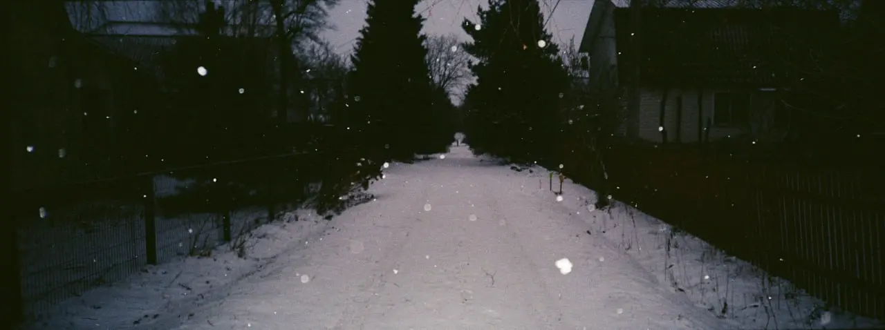 Январь-26 — пленочная серия на Minolta PS 🎞
пленка Kodak ColorPlus
Пленка привлекает меня и принципом работы, и эстетикой — конечно 🙂
Ограниченное количество кадров и отсутствие экрана заставляют смот... | Сетка — социальная сеть от hh.ru
