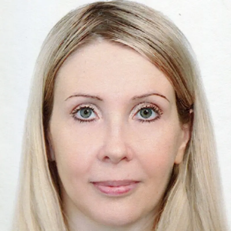 Елена Полякова