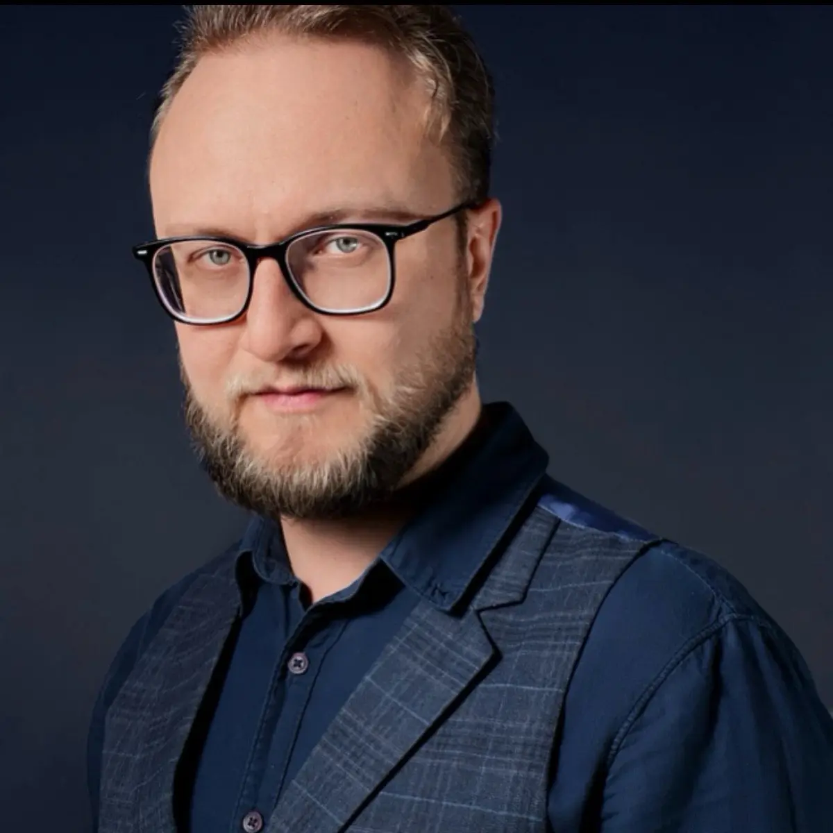 Максим Кирсанов