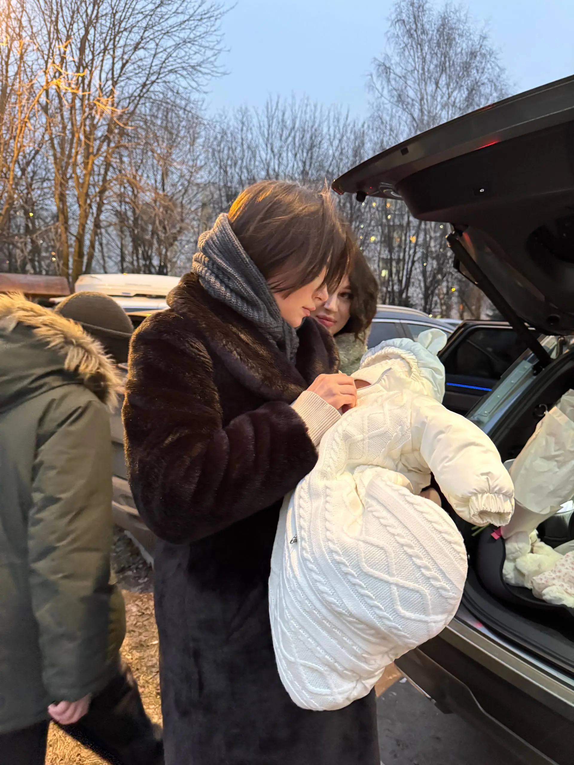 Год назад, ровно в такой же солнечный день, в нашу огромную семью вошло чудо.
Маленькое, крошечное чудо по имени Марго | Сетка — социальная сеть от hh.ru