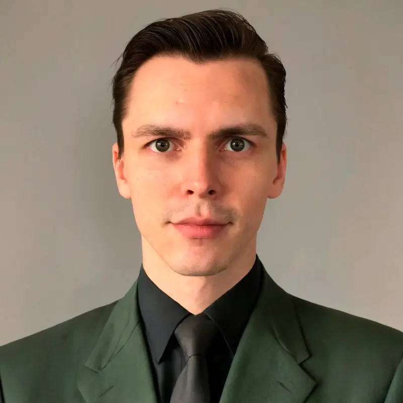 Анатолий Медведев | Сетка — социальная сеть от hh.ru