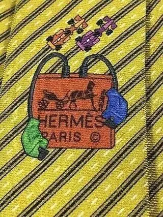 Галстуки Hermès, например
#дизайнобл
Сегодня пятница, а, значит, наступает день дизайна на волнах кртбл /брендинг медиа/
Первые галстуки Hermès появились в 1949 году, а массово вошли в моду в 1950-е | Сетка — социальная сеть от hh.ru
