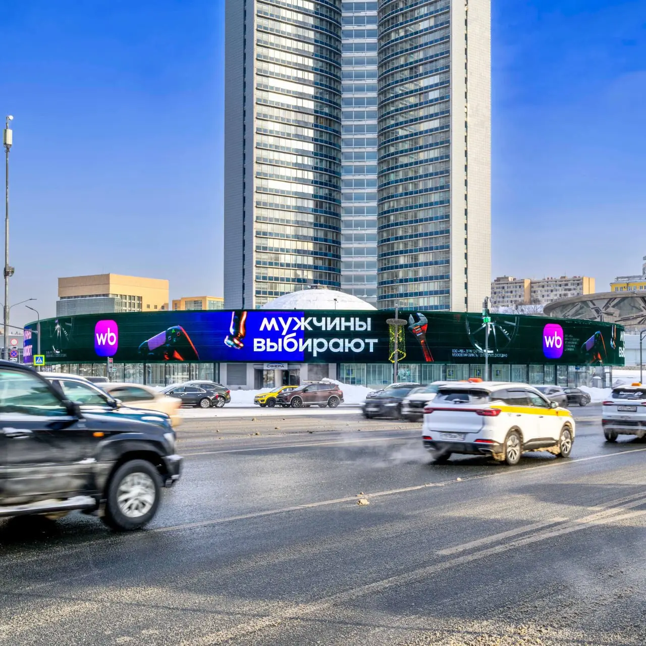 Wildberries запустил наружную кампанию для продвижения нового раздела «Мужчины выбирают» с Олесей Иванченко | Сетка — социальная сеть от hh.ru