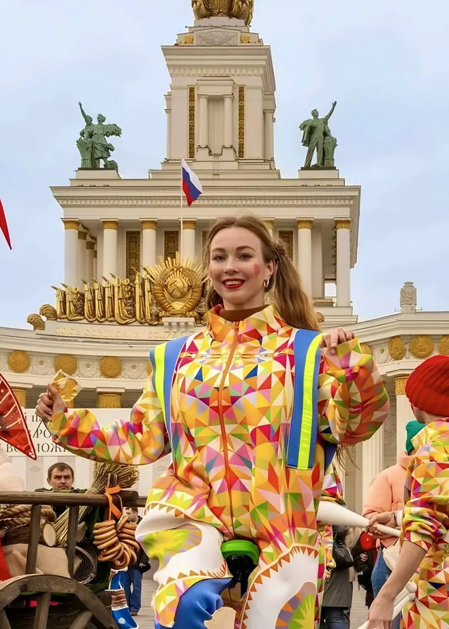 🥞Масленичные гуляния в Москве
Масленица на Южном речном вокзале
⏰21 февраля 13:00-18:00
📍пр. Андропова, 11, к | Сетка — социальная сеть от hh.ru