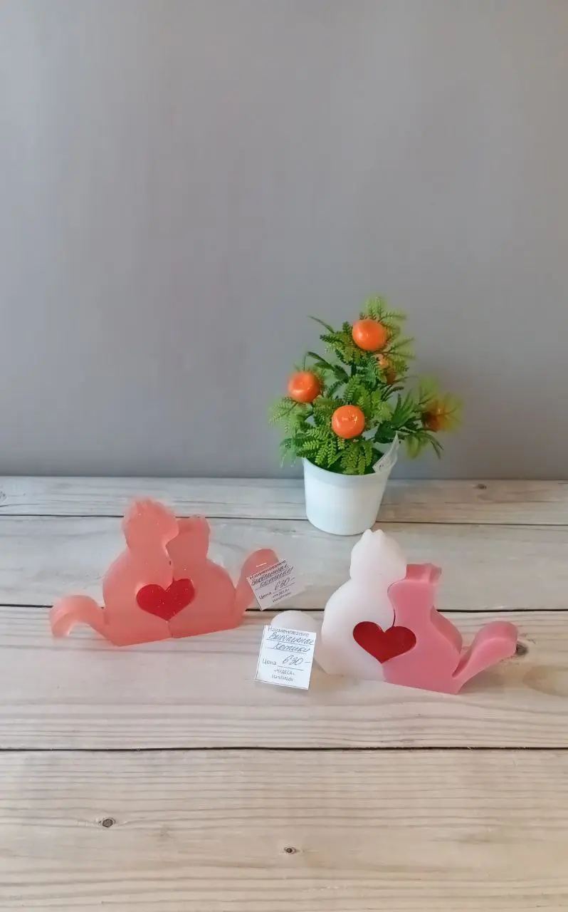 Разобрать на части может каждый. А вот собрать в идеальную гармонию... 🐱+❤️+🐱= 💘
Знакомьтесь, наш новый антистресс, который не стыдно поставить на видное место.
Три фигурки | Сетка — социальная сеть от hh.ru