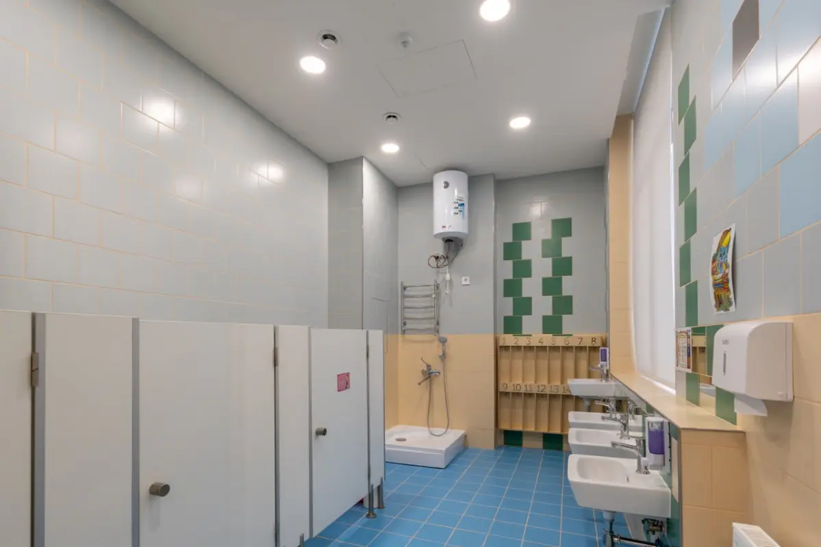 Освещение кампуса RYBAKOV PLAYSCHOOL | Сетка — социальная сеть от hh.ru