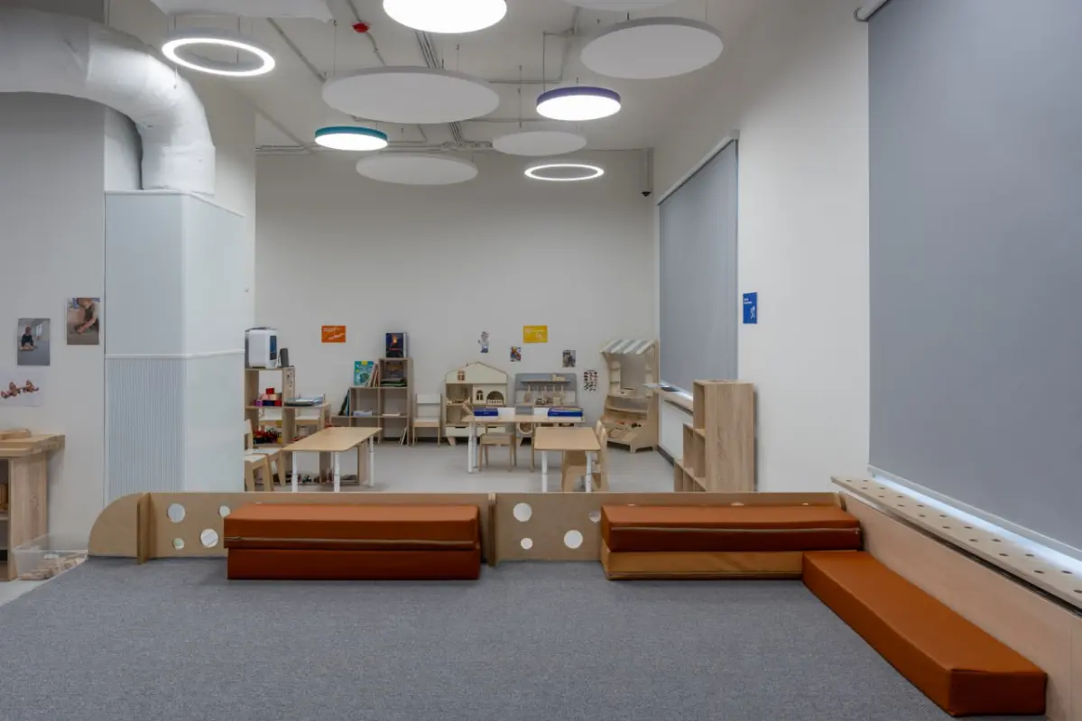 Освещение кампуса RYBAKOV PLAYSCHOOL | Сетка — социальная сеть от hh.ru